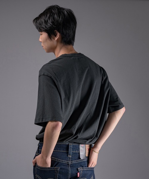 Levi's(リーバイス)の「LEVI'S(R) TYPE1 ヘビーウェイトTシャツ CAVIAR(Tシャツ/カットソー・メンズ・ブラック・S/M/L/XL/XS)」の7枚目の写真