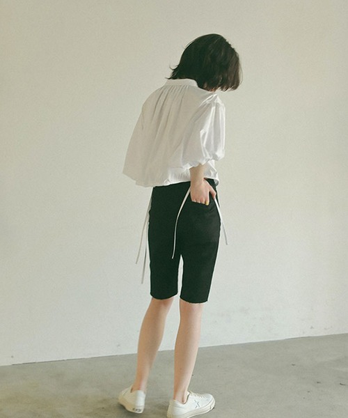 ETRE TOKYO（エトレトウキョウ）の「タイトバミューダパンツ