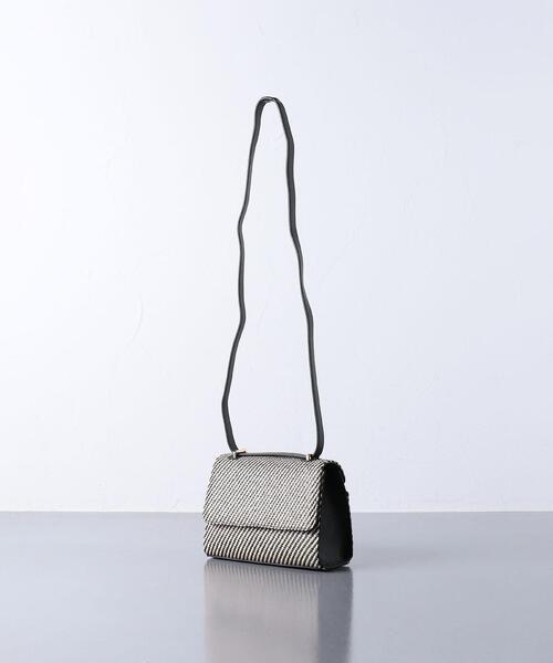 UNITED ARROWS（ユナイテッドアローズ）の「UWC PP COMBI フラップ ショルダーバッグ◆（ショルダーバッグ・レディース・ブラック/ベージュ・FREE）」の16枚目の写真