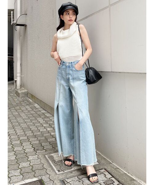 GYDA(ジェイダ)の「アンクルベルトパイソンドッキングミュール(サンダル・レディース・ブラック/アイボリー・SMALL/MEDIUM/LARGE)」の4枚目の写真