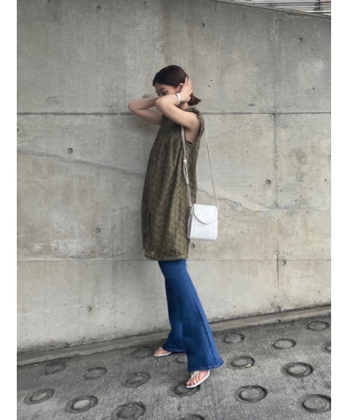 MOUSSY(マウジー)の「LACE FLARE MINI ドレス(ワンピース・レディース・ライトカーキ/ブラック/アイボリー・1/2)」の16枚目の写真