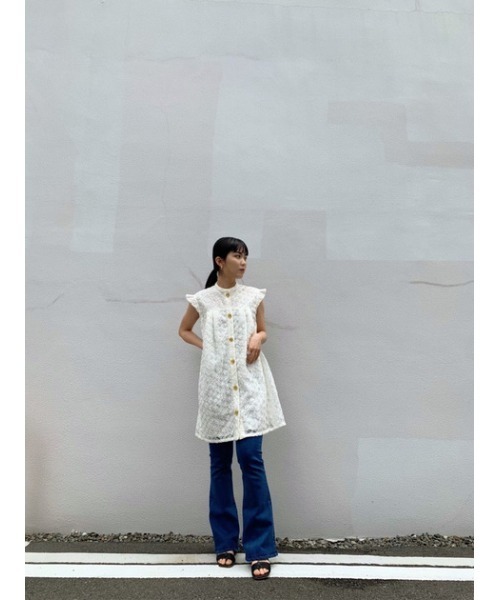 MOUSSY(マウジー)の「LACE FLARE MINI ドレス(ワンピース・レディース・ライトカーキ/ブラック/アイボリー・1/2)」の18枚目の写真