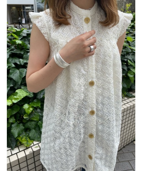 MOUSSY(マウジー)の「LACE FLARE MINI ドレス(ワンピース・レディース・ライトカーキ/ブラック/アイボリー・1/2)」の19枚目の写真