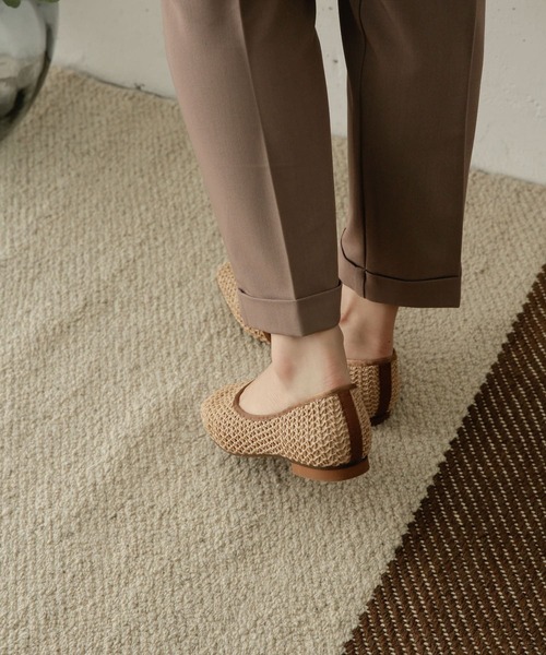 URBAN RESEARCH DOORS（アーバンリサーチドアーズ）の「【WEB限定】メッシュフラットシューズ（サンダル・レディース・アイボリー/キャメル・38/36/37）」の11枚目の写真