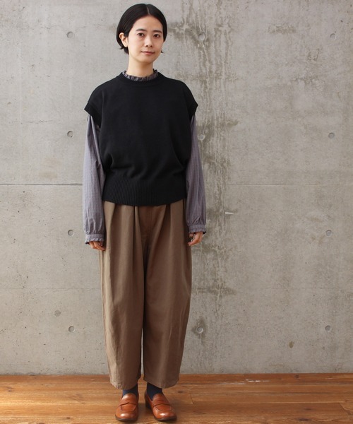 aimer le mieux（エメルミュー）の「aimer リネン混　サイド釦ベスト（ニット/セーター・レディース・ブラック/グレー/アイボリー・FREE）」の16枚目の写真