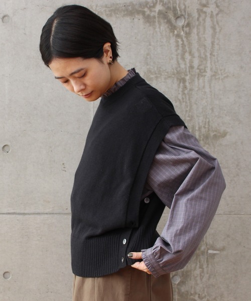 aimer le mieux（エメルミュー）の「aimer リネン混　サイド釦ベスト（ニット/セーター・レディース・ブラック/グレー/アイボリー・FREE）」の21枚目の写真