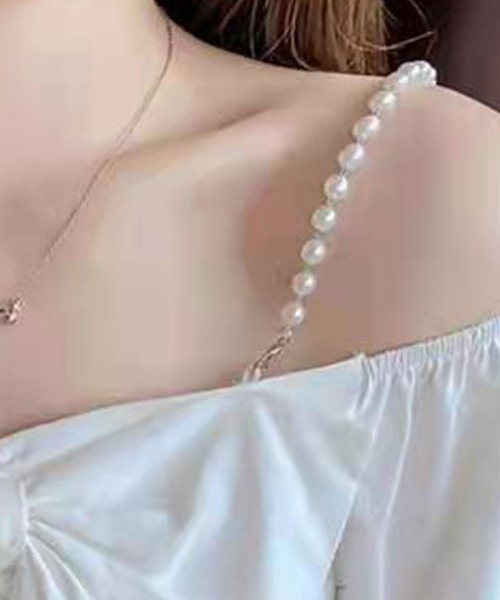 SPIGA（スピーガ）の「肩紐パールオフショルリボンTOPS（シャツ/ブラウス・レディース・ホワイト/ブルー/ブラック・FREE）」の8枚目の写真