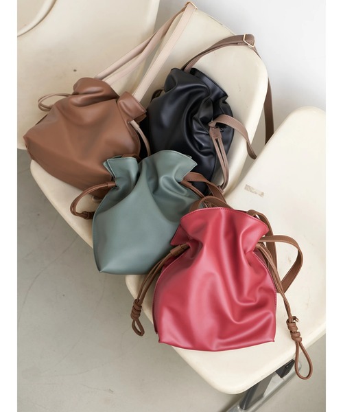 earth music&ecology（アースミュージックアンドエコロジー）の「結び目巾着ショルダーバッグ（ショルダーバッグ・レディース・ブラウン/ブラック/ボルドー/グリーン・FREE）」の9枚目の写真