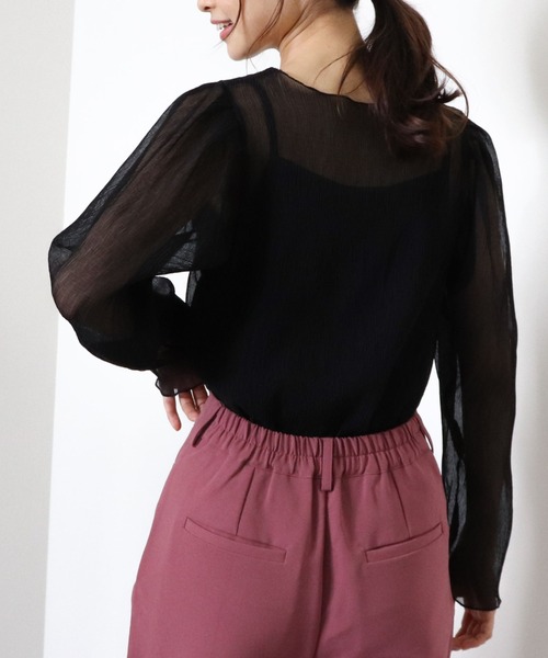 archives（アルシーヴ）の「肩タック楊柳ブラウス（Tシャツ/カットソー・レディース・ブラック/アイボリー/ブルーグレー/モカ/オフホワイト・MEDIUM）」の6枚目の写真