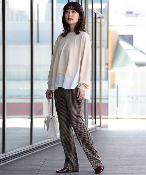 Ray BEAMS(レイビームス)の「Ray BEAMS / 裾キリカエ クルーネック ニット(ニット/セーター・レディース・ナチュラル/ブラック・ONE SIZE)」の7枚目の写真