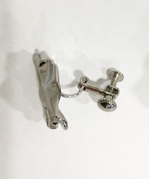 Newlyme（ニューリーミー）の「ストライプウェーブピアスorイヤリング（ピアス（両耳用）・レディース・シルバー/ゴールド/シルバー系その他/ゴールド系その他・FREE）」の13枚目の写真