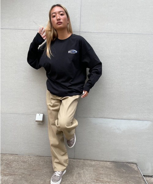 ROXY(ロキシー)の「【ZOZO限定アイテム】OVAL LONGSLEEVE TEE/ロキシー長袖バックプリントロンT(Tシャツ/カットソー・レディース・ブラック/ホワイト/パープル・FREE)」の8枚目の写真