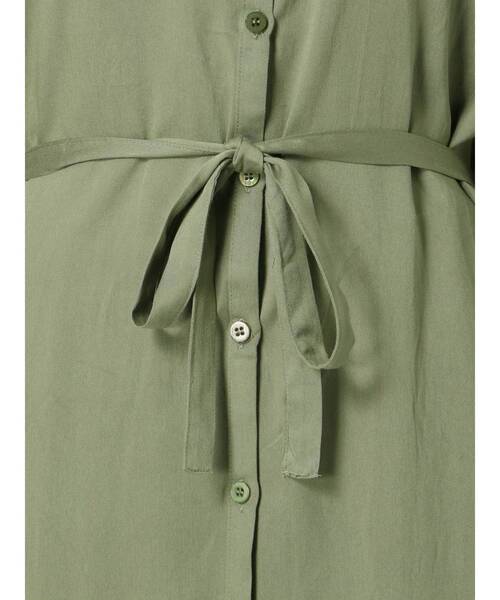 EMODA（エモダ）の「【AD】レーヨンシャツワンピース（シャツワンピース・レディース・ベージュ/カーキ・FREE）」の12枚目の写真