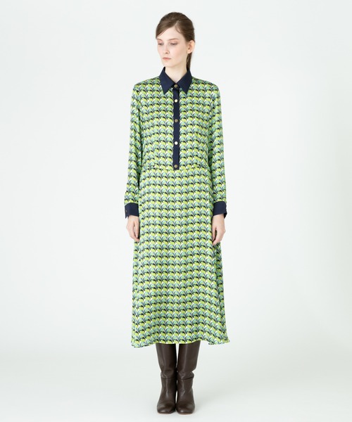 allureville（アルアバイル）の「リーフジオメトリックシャツ