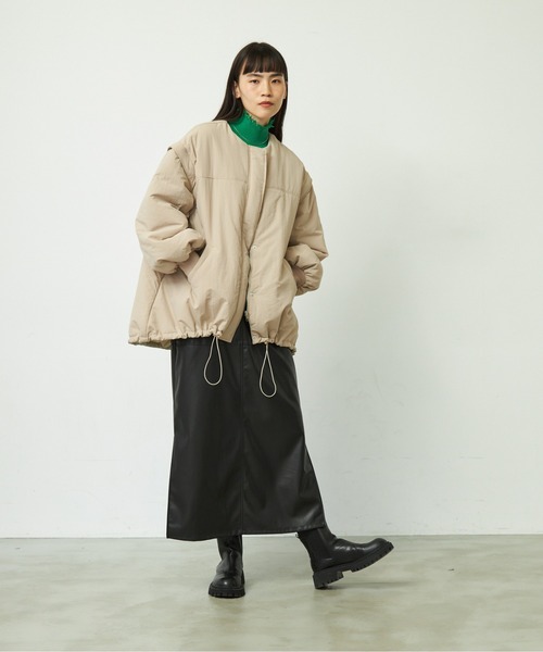 VACANCY（ヴァカンシー）の「モンスター袖マルチ２wayライトダウン中綿コート（その他アウター・レディース・ブラック/グレイッシュベージュ・FREE）」の10枚目の写真