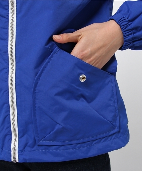 Cape HEIGHTS（ケープハイツ）の「ROCHESTER BLOUSON (Cape HEIGHTS)（マウンテンパーカー・レディース・ブルー/レッド・FREE）」の10枚目の写真
