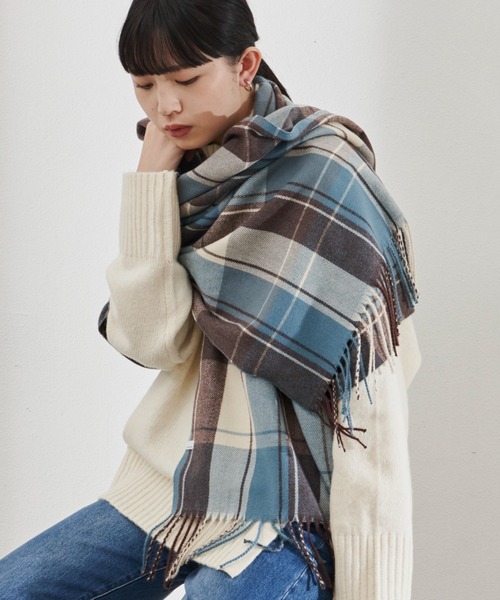 Aunt Marie's（アントマリーズ）の「チェック柄大判ストール（ストール/ショール・レディース・ブラック/ブルー・FREE）」の13枚目の写真