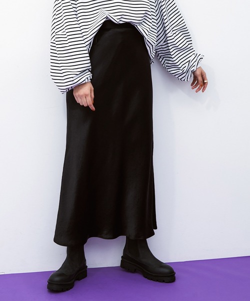 ADAM ET ROPE'（アダムエロペ）の「＜追加＞マーメイドラインサテンスカート（スカート・レディース・ホワイト/ブラック/ピンク・38/36）」の3枚目の写真