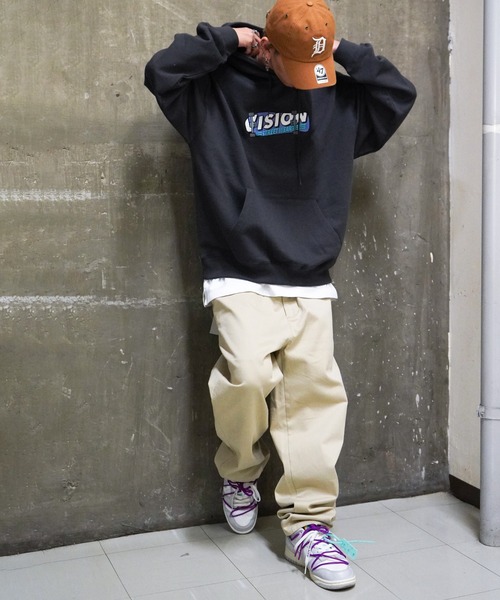 VISION STREET WEAR(ヴィジョンストリートウェア)の「VISION STREET WEAR ビジョンストリートウエア スケボー刺繍パーカー(パーカー・メンズ・チャコールグレー/オフホワイト/バイオレット・M/L)」の14枚目の写真