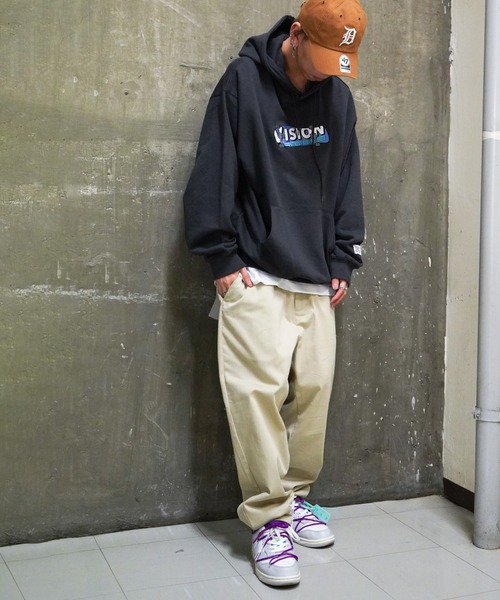 VISION STREET WEAR(ヴィジョンストリートウェア)の「VISION STREET WEAR ビジョンストリートウエア スケボー刺繍パーカー(パーカー・メンズ・チャコールグレー/オフホワイト/バイオレット・M/L)」の13枚目の写真