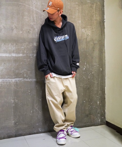 VISION STREET WEAR(ヴィジョンストリートウェア)の「VISION STREET WEAR ビジョンストリートウエア スケボー刺繍パーカー(パーカー・メンズ・チャコールグレー/オフホワイト/バイオレット・M/L)」の12枚目の写真