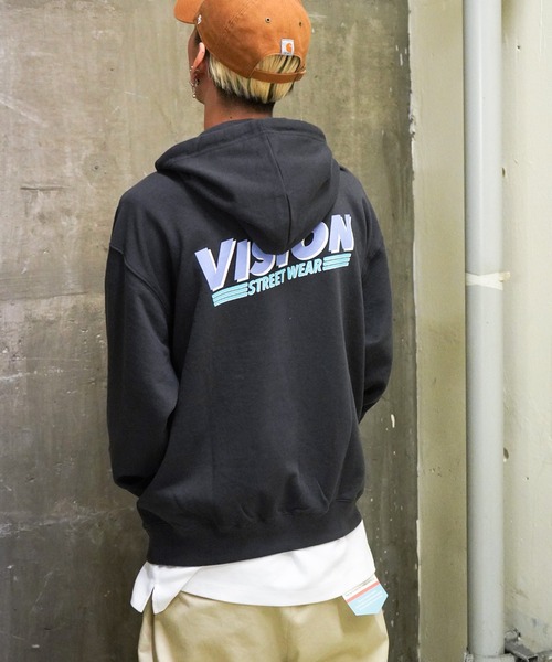 VISION STREET WEAR(ヴィジョンストリートウェア)の「VISION STREET WEAR ビジョンストリートウエア スケボー刺繍パーカー(パーカー・メンズ・チャコールグレー/オフホワイト/バイオレット・M/L)」の8枚目の写真