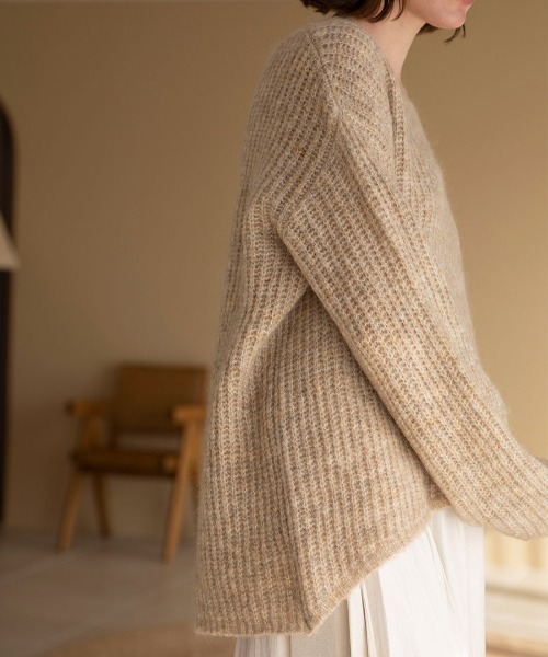 mangata（モンガータ）の「Fluffy knit（ニット/セーター・レディース・ホワイト/ベージュ・FREE）」の12枚目の写真