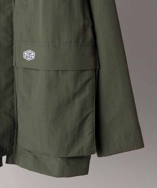 SHIPS（シップス）の「【WEB限定】SHIPS: 〈撥水加工〉 スタイリッシュ ロゴ ワッペン リラックスフィット ナイロン マウンテンパーカー（マウンテンパーカー・メンズ・ブラック/グレー/ネイビー/オリーブ・SMALL/LARGE/MEDIUM）」の14枚目の写真