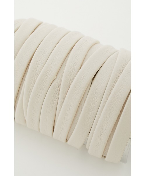 SLY(スライ)の「V/LEATHER ROPE HAIR CUFF ヴィーガンレザー ロープ ヘアカフ(バレッタ/ヘアクリップ・レディース・アイボリー/ブラック・FREE)」の7枚目の写真