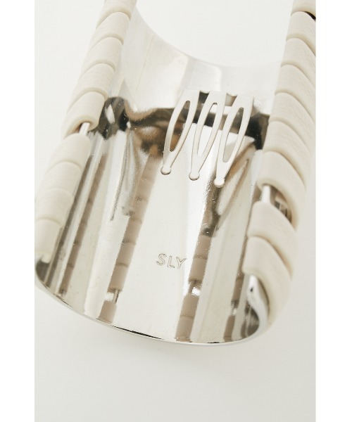SLY(スライ)の「V/LEATHER ROPE HAIR CUFF ヴィーガンレザー ロープ ヘアカフ(バレッタ/ヘアクリップ・レディース・アイボリー/ブラック・FREE)」の8枚目の写真