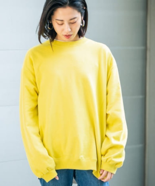 URBAN RESEARCH Sonny Label（アーバンリサーチサニーレーベル）の「ベーシックオーバースエットプルオーバー（スウェット・メンズ・ブラック/オフホワイト/イエロー/グリーン/ロイヤルブルー・MEDIUM/LARGE）」の5枚目の写真