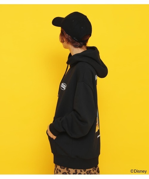 RODEO CROWNS WIDE BOWL（ロデオクラウンズワイドボウル）の「(Mickey&Minnie)パーカー（パーカー・レディース・オフホワイト/ブラック/杢グレー・FREE）」の13枚目の写真
