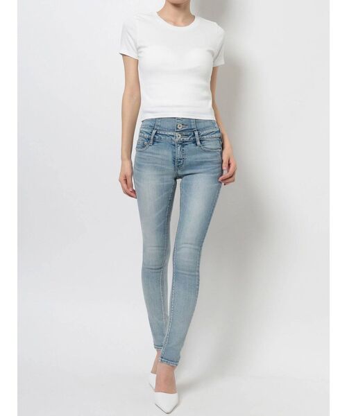 GYDA(ジェイダ)の「BASIC Tシャツ(Tシャツ/カットソー・レディース・ブラック/オフホワイト/ライトイエロー・FREE)」の9枚目の写真