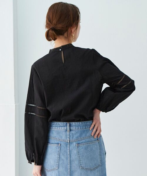 le.coeur blanc（ルクールブラン）の「エンブロイダリーピンタックブラウス（シャツ/ブラウス・レディース・オフホワイト/ブラック・38）」の8枚目の写真