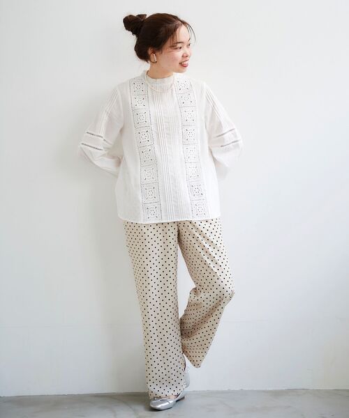 le.coeur blanc（ルクールブラン）の「エンブロイダリーピンタックブラウス（シャツ/ブラウス・レディース・オフホワイト/ブラック・38）」の19枚目の写真