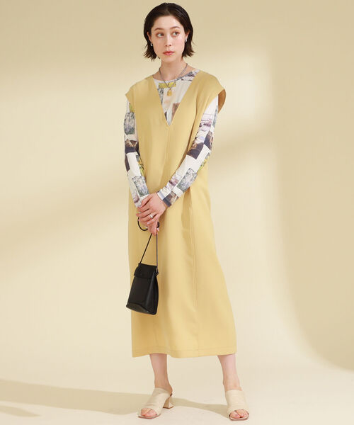 Ray BEAMS(レイビームス)の「Ray BEAMS / Vネック ノースリーブ タイト ワンピース(ワンピース・レディース・ブラック/クリーム・ONE SIZE)」の10枚目の写真