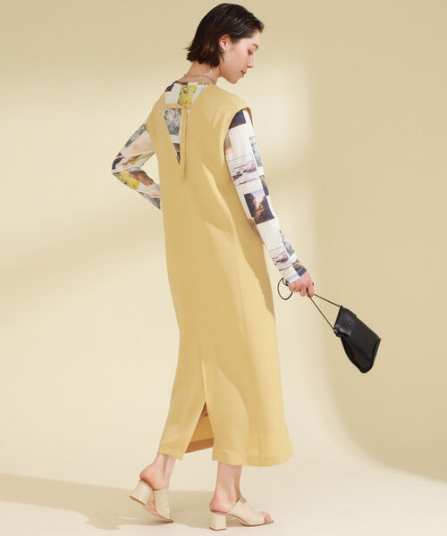 Ray BEAMS(レイビームス)の「Ray BEAMS / Vネック ノースリーブ タイト ワンピース(ワンピース・レディース・ブラック/クリーム・ONE SIZE)」の12枚目の写真