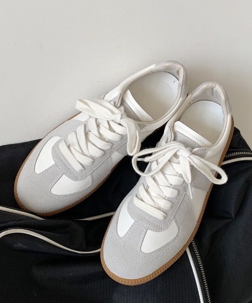 MANGROVE（マングローブ）の「ジャーマントレーナースニーカー（スニーカー・レディース・ホワイト・SMALL/MEDIUM/LARGE）」の3枚目の写真