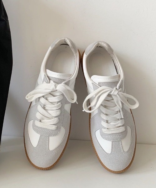 MANGROVE（マングローブ）の「ジャーマントレーナースニーカー（スニーカー・レディース・ホワイト・SMALL/MEDIUM/LARGE）」の4枚目の写真