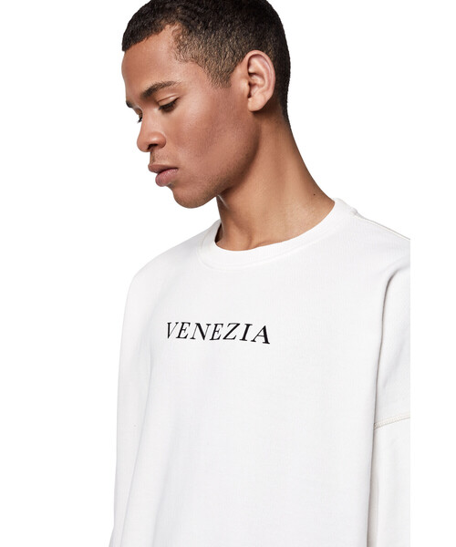 DIESEL(ディーゼル)の「メンズ スウェット バックプリント レギュラーフィット(スウェット・メンズ・ホワイト/ブラック・SMALL/MEDIUM/LARGE/X-LARGE/XX-LARGE/X-SMALL)」の9枚目の写真