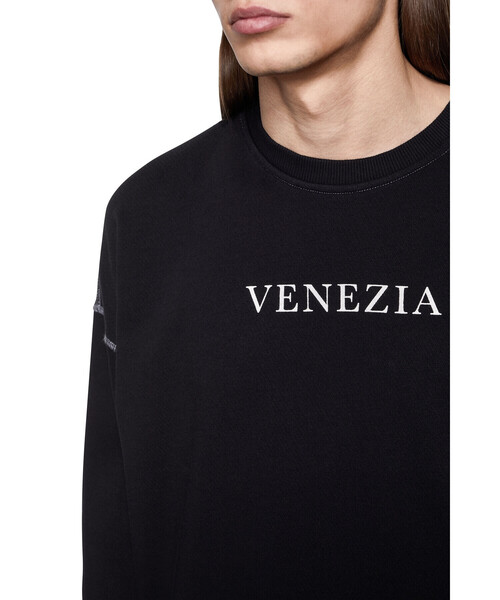 DIESEL(ディーゼル)の「メンズ スウェット バックプリント レギュラーフィット(スウェット・メンズ・ホワイト/ブラック・SMALL/MEDIUM/LARGE/X-LARGE/XX-LARGE/X-SMALL)」の16枚目の写真