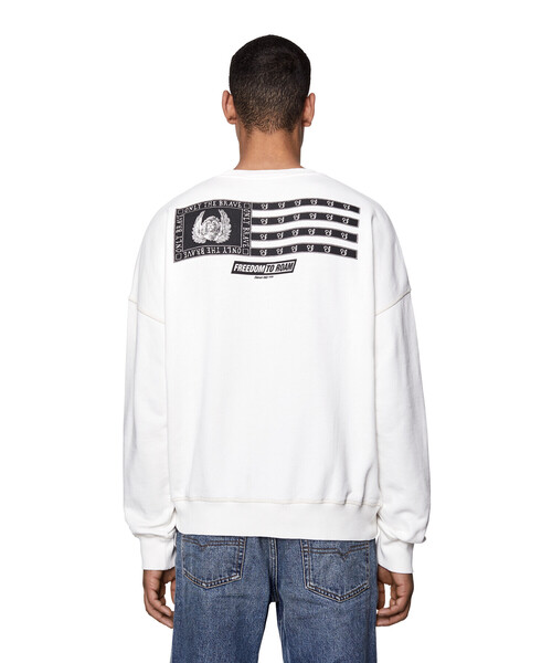 DIESEL(ディーゼル)の「メンズ スウェット バックプリント レギュラーフィット(スウェット・メンズ・ホワイト/ブラック・SMALL/MEDIUM/LARGE/X-LARGE/XX-LARGE/X-SMALL)」の22枚目の写真