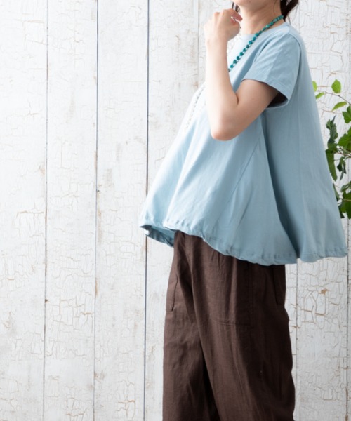 aunt lily(アントリリー)の「ツイストデザインTシャツ(Tシャツ/カットソー・レディース・ブルー/ホワイト/ライトベージュ・LL/S/L/M/3L)」の13枚目の写真