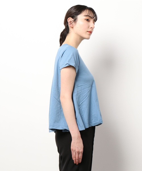 aunt lily(アントリリー)の「ツイストデザインTシャツ(Tシャツ/カットソー・レディース・ブルー/ホワイト/ライトベージュ・LL/S/L/M/3L)」の6枚目の写真