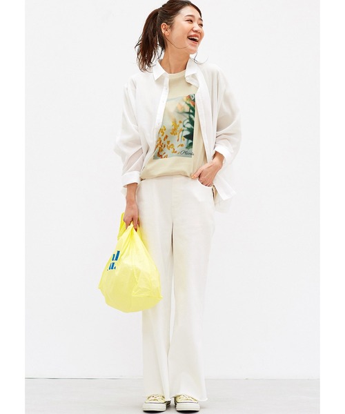 Live in comfort(リブインコンフォート)の「リブ イン コンフォート×plantica 花咲くコットンTシャツ(Tシャツ/カットソー・レディース・ベージュ系その他/ピンク系その他/オフホワイト・MEDIUM/LARGE/X-LARGE/XXX-LARGE/SMALL/XX-LARGE)」の5枚目の写真