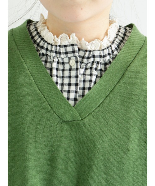 Samansa Mos2（サマンサ モスモス）の「Vネックニットベスト（ベスト・レディース・ベージュ/ネイビー/グリーン/キナリ・ﾌﾘ-）」の11枚目の写真