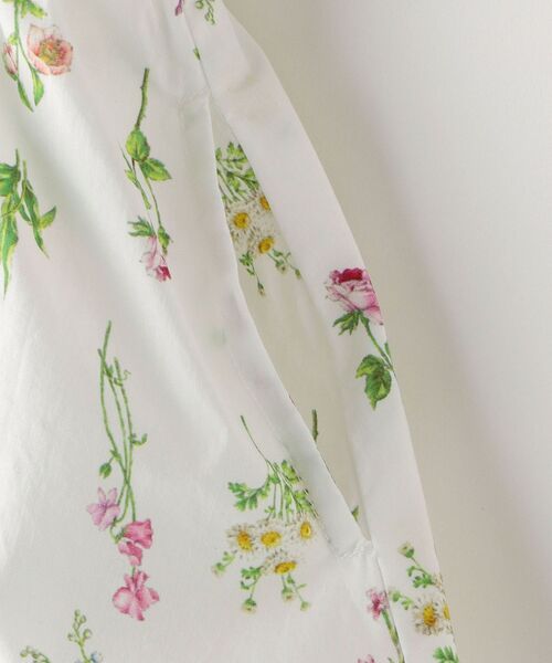 SHIPS（シップス）の「SHIPS KIDS:フラワー ノースリーブ ワンピース(80～90cm)（ワンピース・キッズ・ネイビー/ホワイト・90/80）」の8枚目の写真