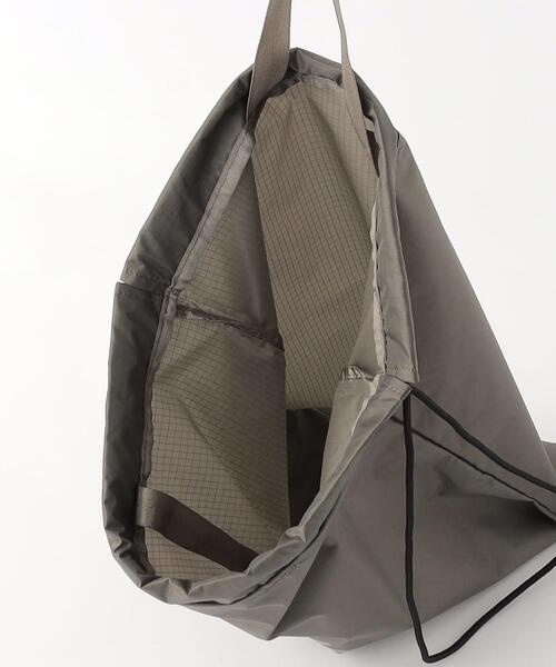 THE NORTH FACE(ザノースフェイス)の「【WEB限定】<THE NORTH FACE> PF サック パック バッグ(バックパック/リュック・レディース・ブラック/ダークブラウン/グレー・FREE)」の10枚目の写真