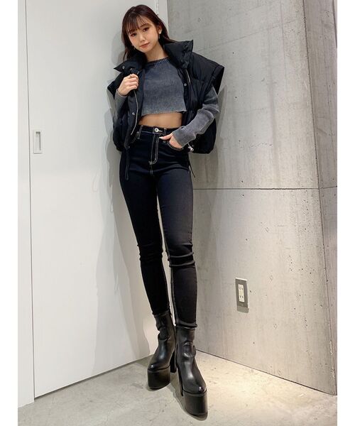 GYDA（ジェイダ）の「ハイウエスト ワンウォッシュスキニーパンツ（デニムパンツ・レディース・ブラック・SMALL/MEDIUM/LARGE/X-SMALL/XX-SMALL）」の4枚目の写真