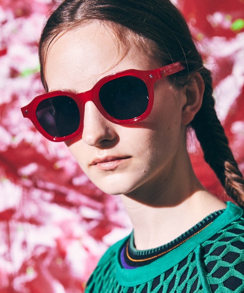 MAISON SPECIAL（メゾンスペシャル）の「《ユニセックスアイテム》フレームボストンサングラス【MAISON SPECIAL/メゾンスペシャル】（サングラス・メンズ・ホワイト/ブラック/グレー/レッド/イエロー/グリーン・FREE）」の6枚目の写真